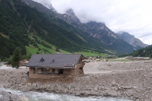 U obce Gschnitz, cca m�s�c po sesuvu p�dy