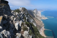 pohled z O'Hara's Battery na vrcholu Rock of Gibraltar