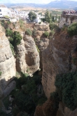 Ronda - pohled z Puente Nuevo do ka�onu Rio Grande